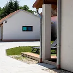 Apartment Park Sarrod