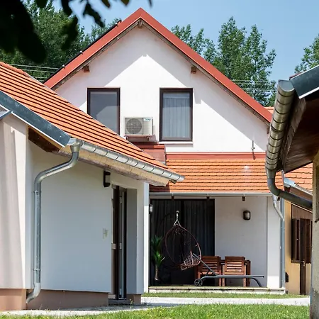 아파트 Park Sarrod